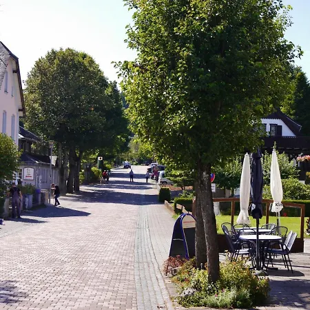 'kahle Poen' Mit Meinecardplus, Wintergarten Und Eingezaeuntem Garten *