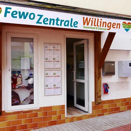 'kahle Poen' Mit Meinecardplus, Wintergarten Und Eingezaeuntem Garten *