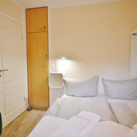 Hébergement de vacances 'kahle Poen' Mit Meinecardplus, Wintergarten Und Eingezaeuntem Garten