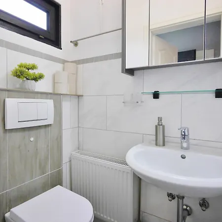 Hébergement de vacances 'kahle Poen' Mit Meinecardplus, Wintergarten Und Eingezaeuntem Garten Willingen (Upland)