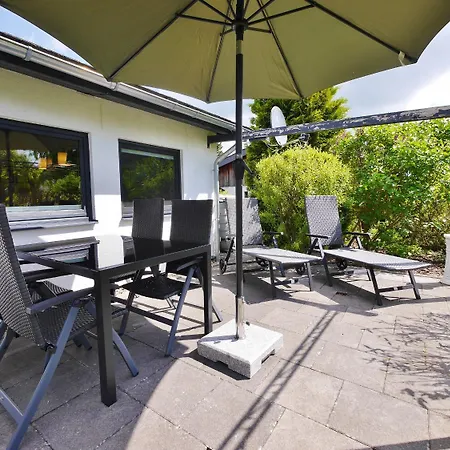 'kahle Poen' Mit Meinecardplus, Wintergarten Und Eingezaeuntem Garten Willingen (Upland)