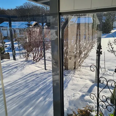 'kahle Poen' Mit Meinecardplus, Wintergarten Und Eingezaeuntem Garten