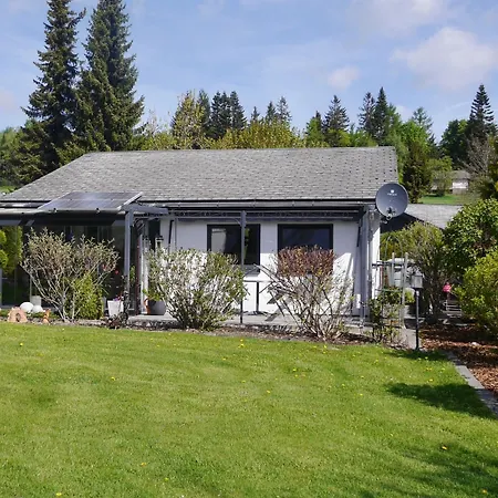 'kahle Poen' Mit Meinecardplus, Wintergarten Und Eingezaeuntem Garten * ヴィリンゲン